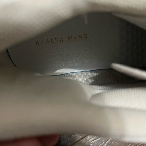 Chic White and Silver Women's Sneakers - Picture 5 of 6